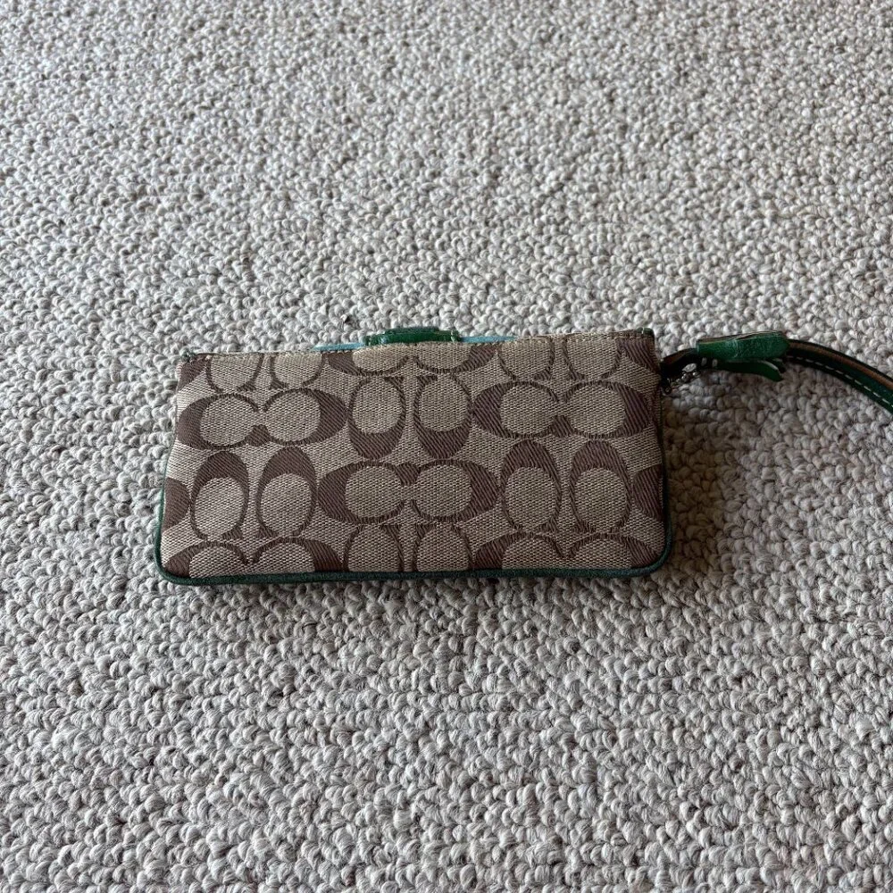 Vintage Coach Soho Signature Canvas Wristlet – Green Suede – Y2K Authentic vint